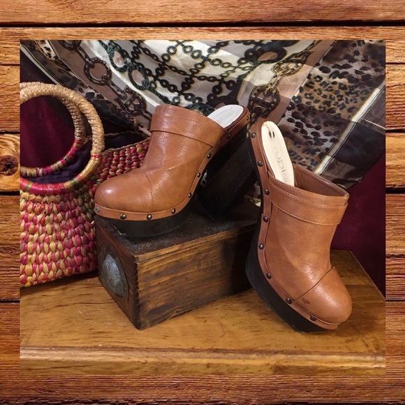 Retro funky platform clogs! - Picture 5 of 12